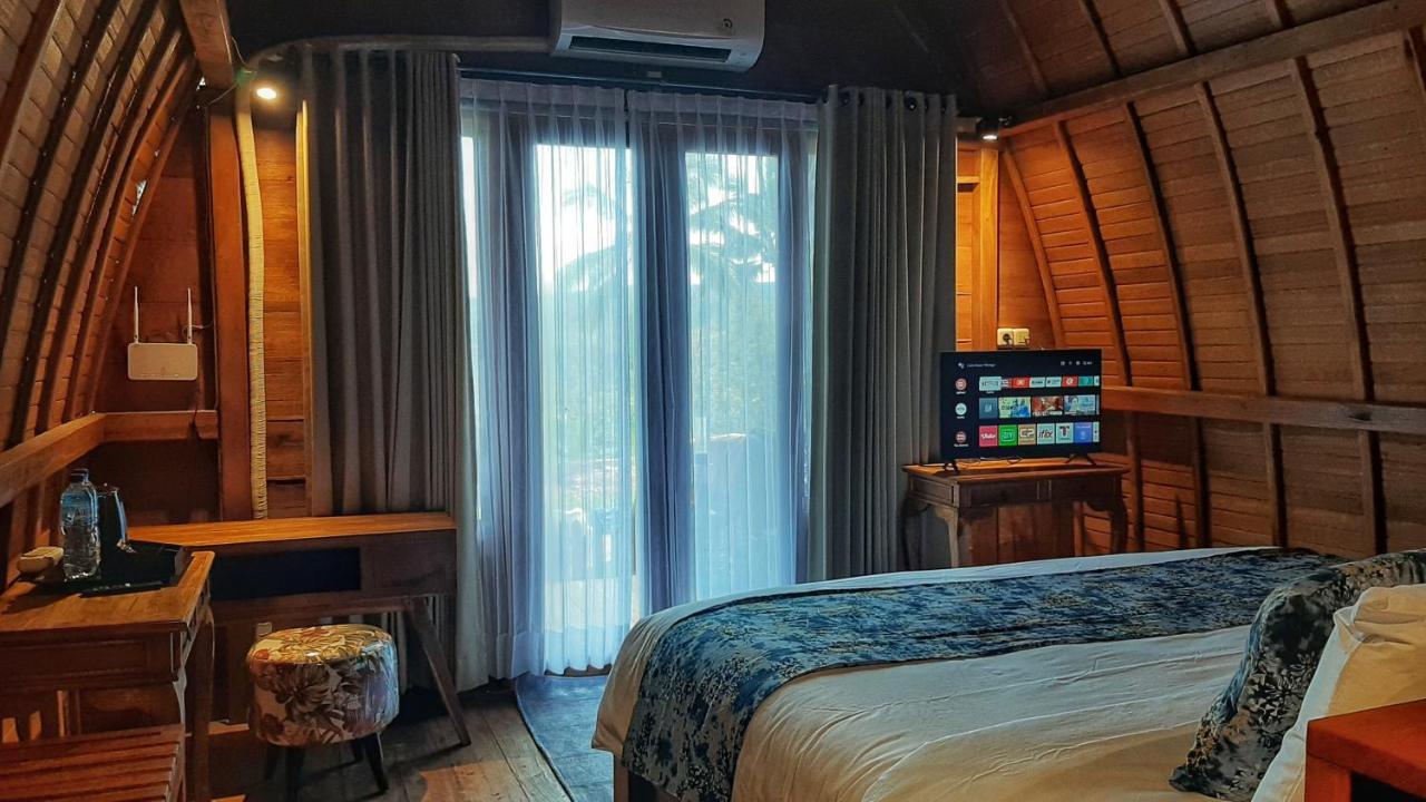 Отель Omah Bapak Ijen Eco House Licin Экстерьер фото