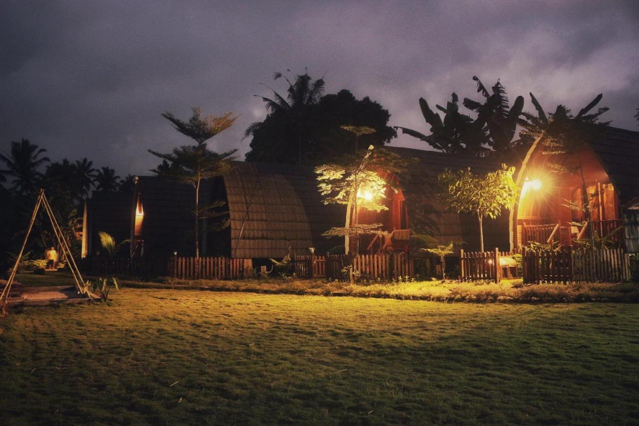 Отель Omah Bapak Ijen Eco House Licin Экстерьер фото