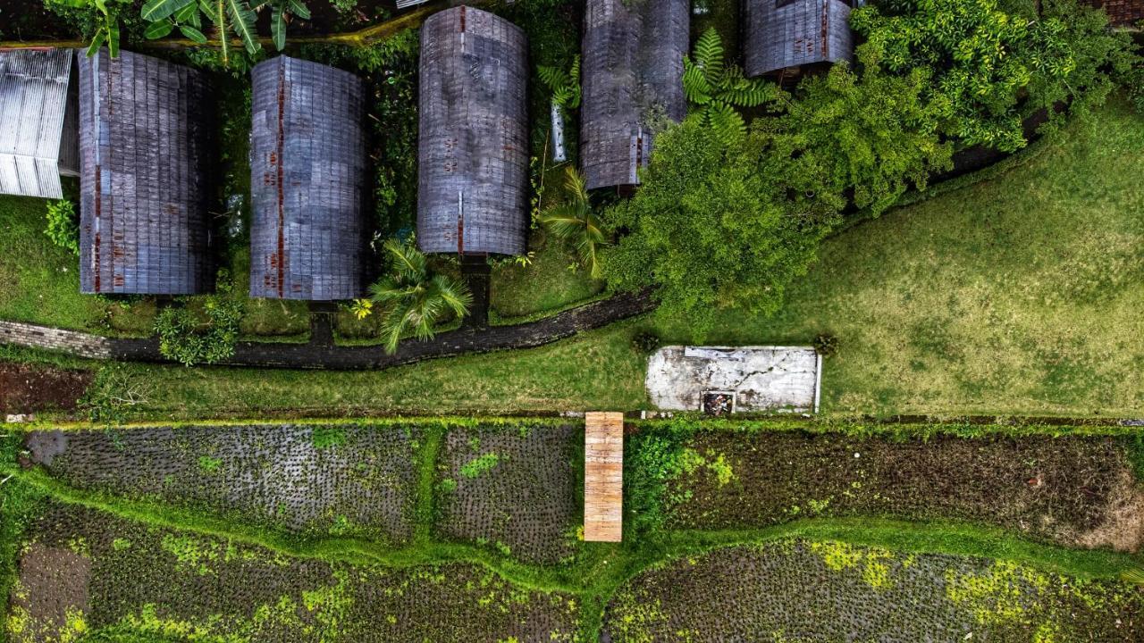 Отель Omah Bapak Ijen Eco House Licin Экстерьер фото
