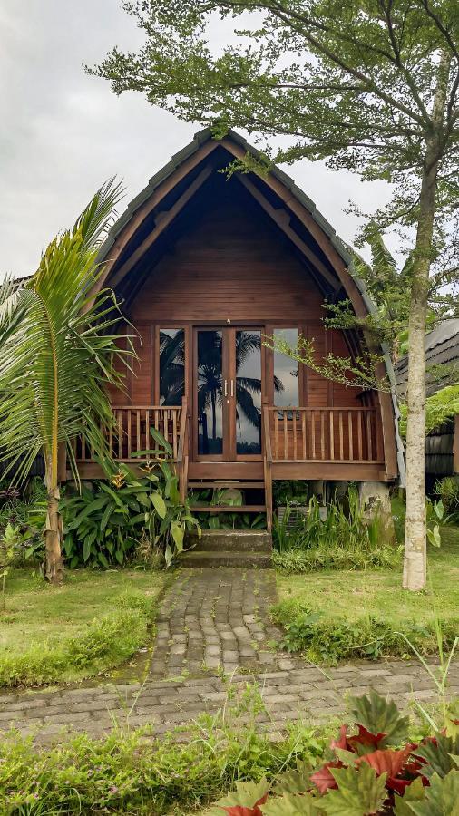 Отель Omah Bapak Ijen Eco House Licin Экстерьер фото